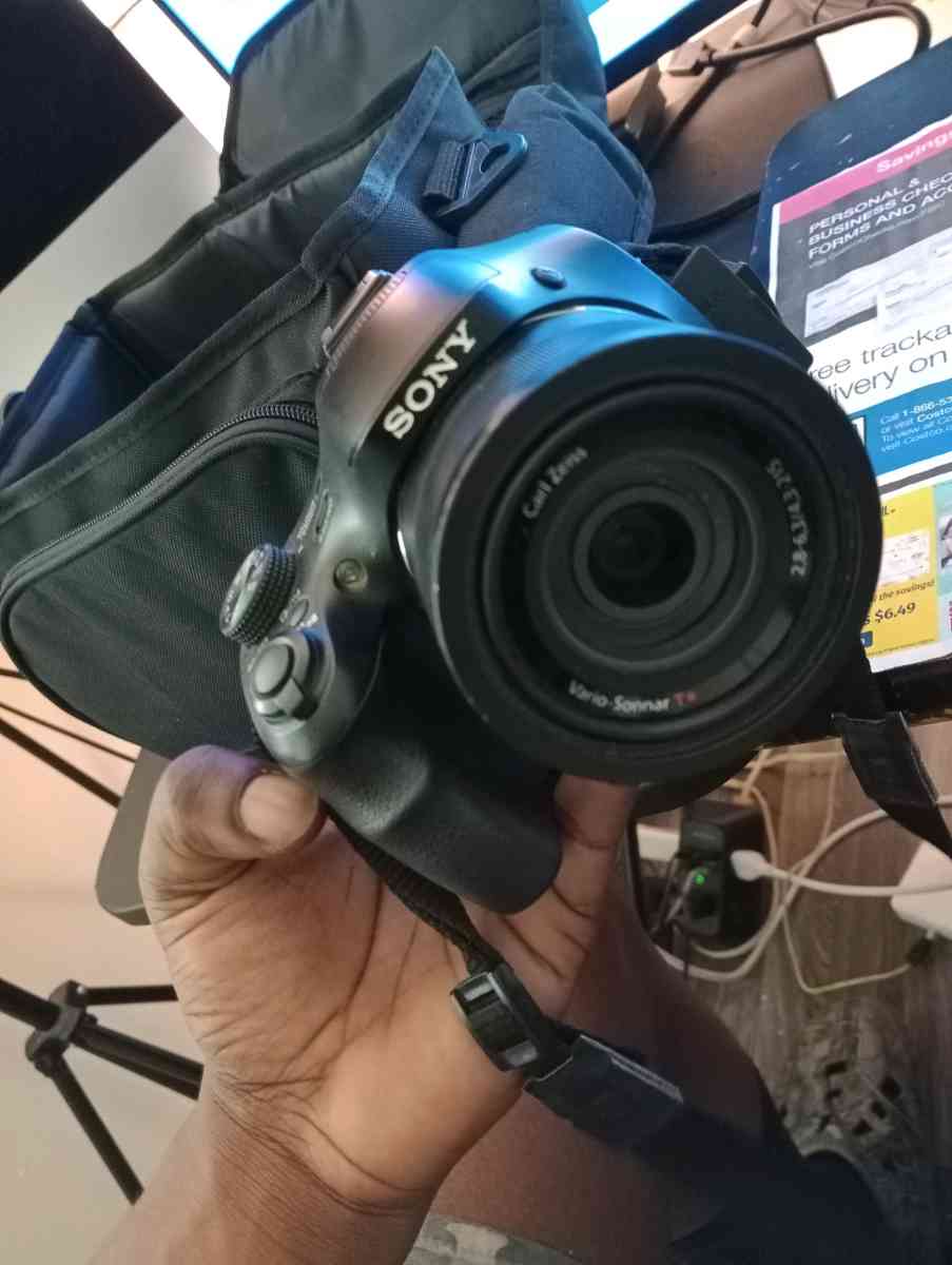 Sony Cybershot DSCHX400V - Washington Navy Yard, District of Columbia - FleaMarketBay