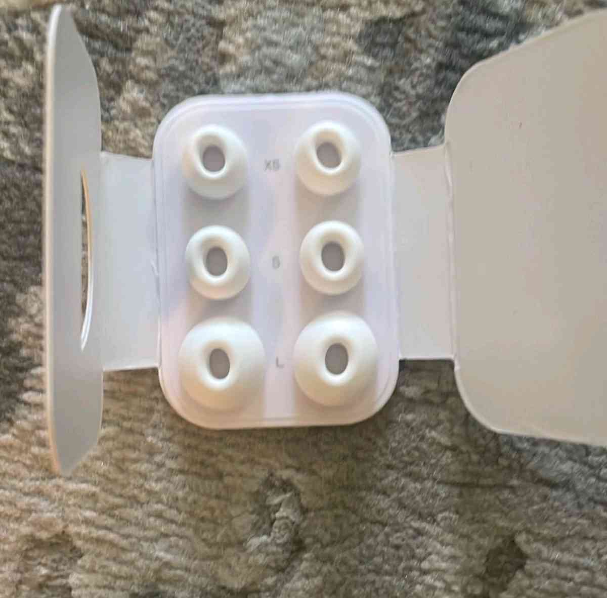 Airpods pro 2nd gen - Stockton, California - FleaMarketBay