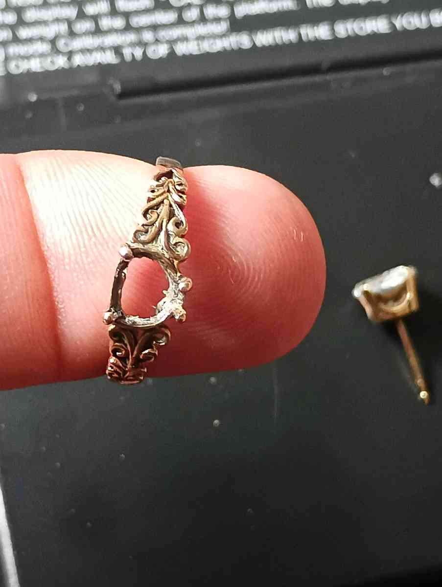 1410k  Gold scrape - Frostproof, Florida - FleaMarketBay