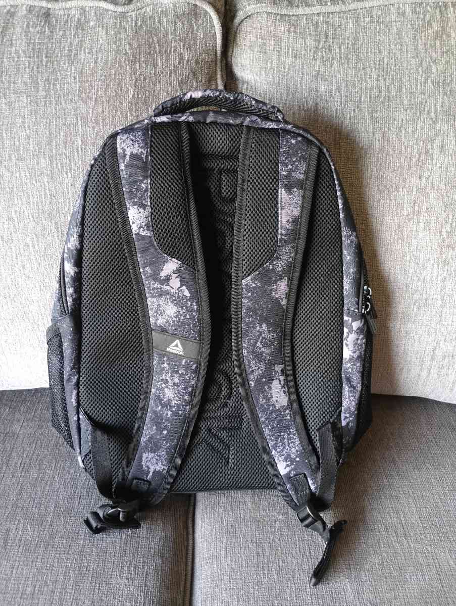 Reebok Backpack - Frostproof, Florida - FleaMarketBay