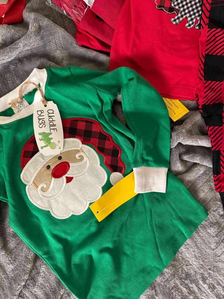 Baby clothes - Huntersville, North Carolina - FleaMarketBay