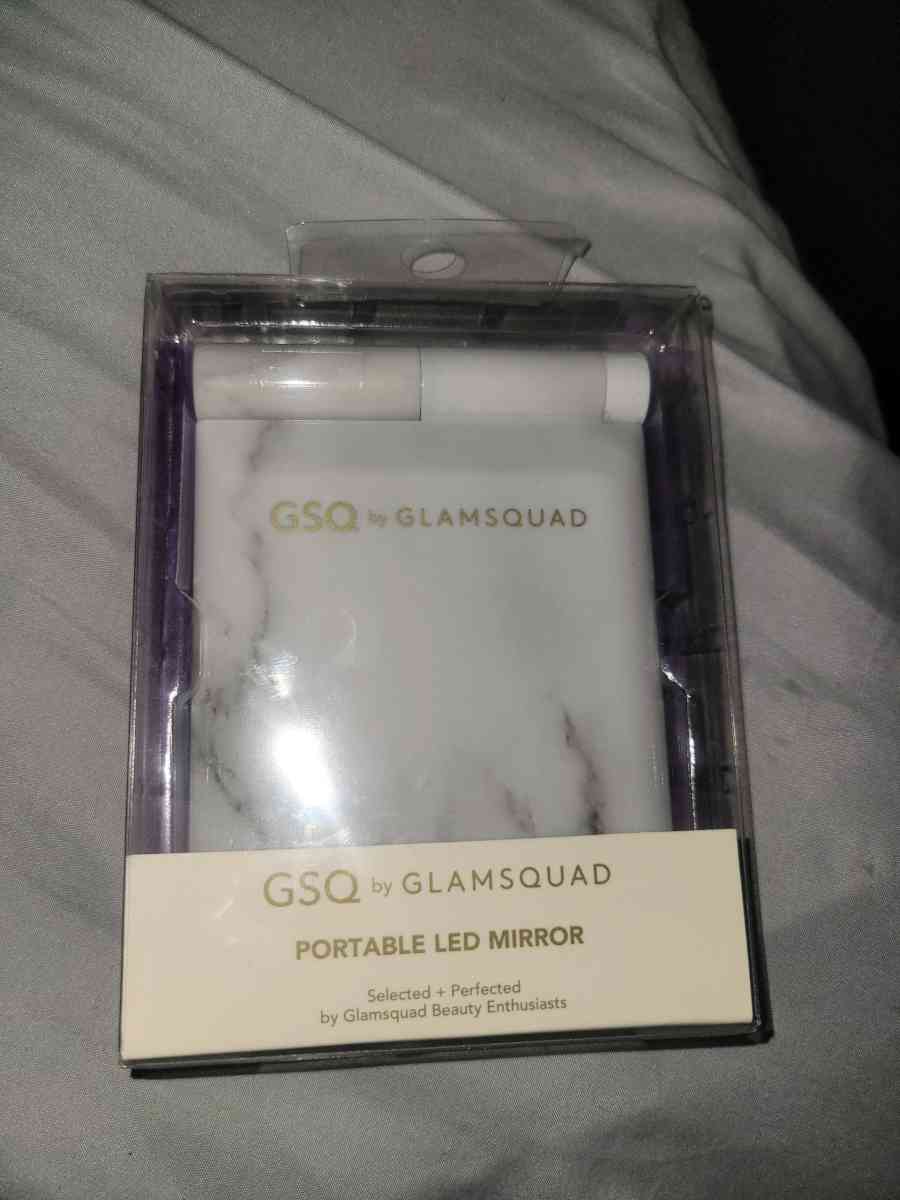 Led Mirror Battery  Included - Allamuchy, New Jersey - FleaMarketBay