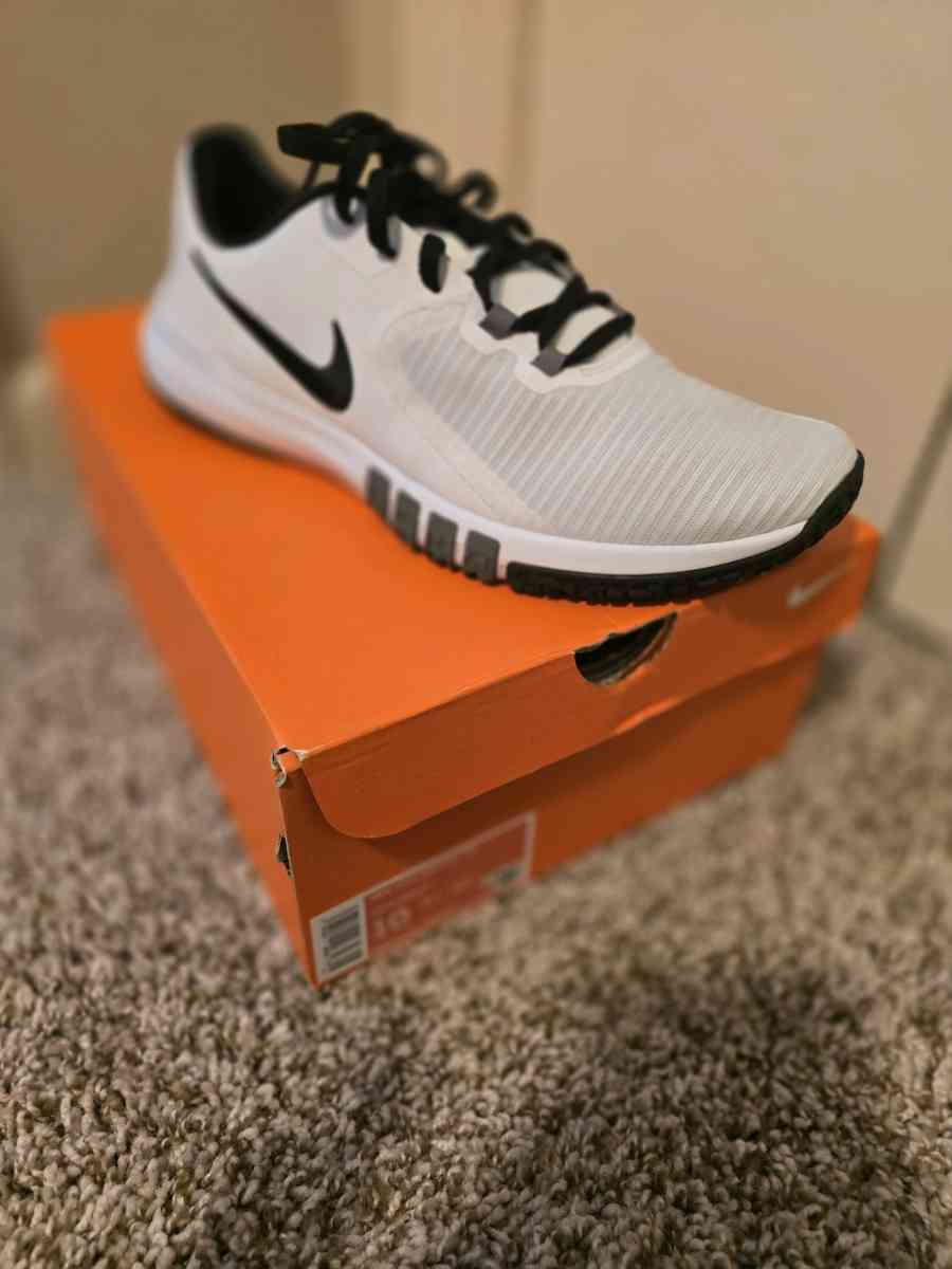Men Nike Running Sneaker - Augusta, Georgia - FleaMarketBay