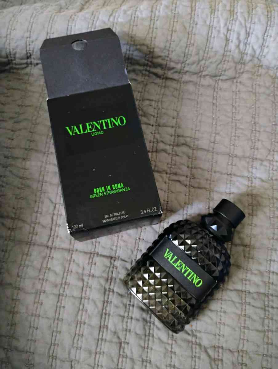 Valentino UOMO Born in roma - Dallas, Texas - FleaMarketBay