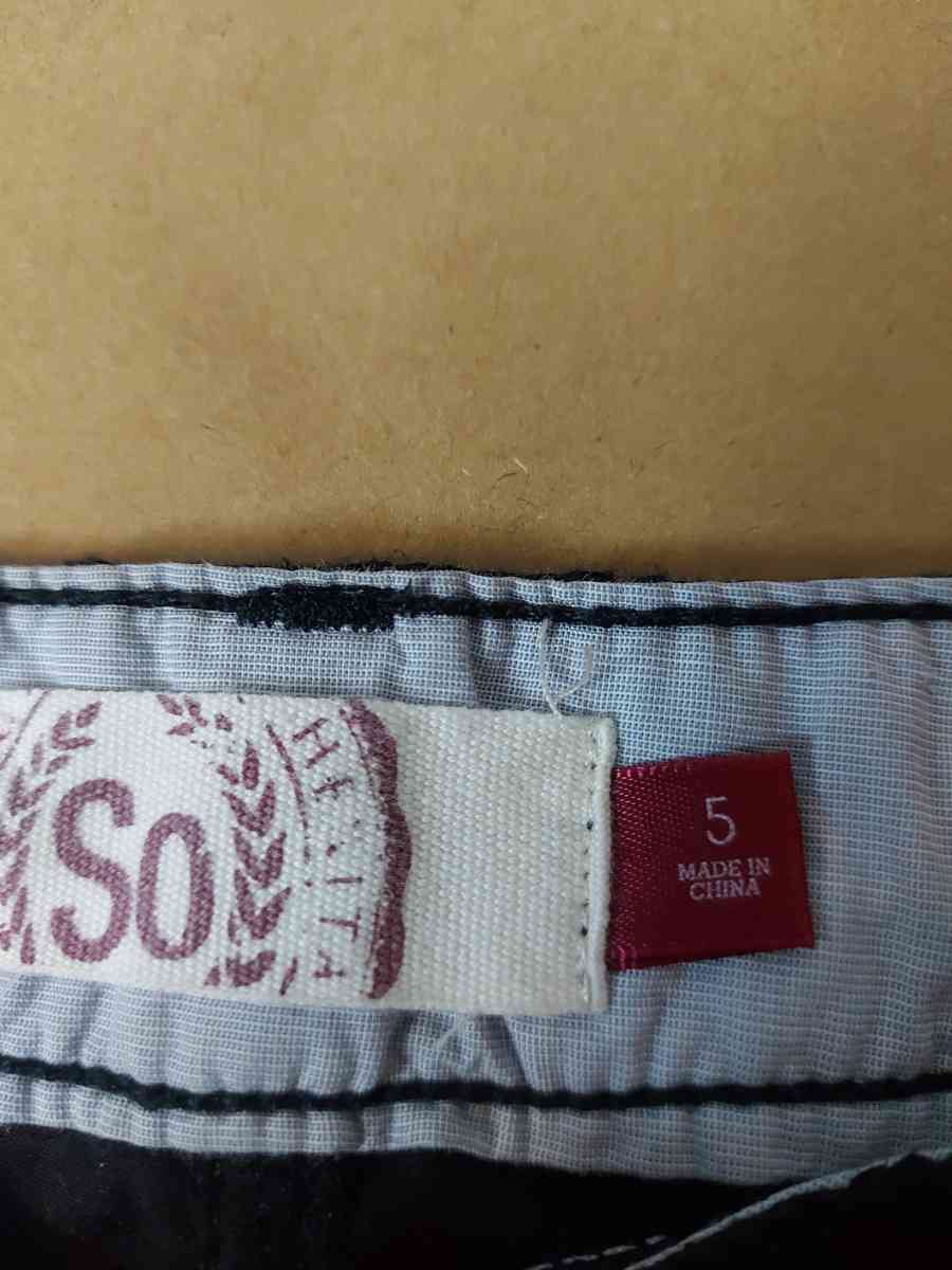 SO Clothing Black Lace Shorts Size 5 Juniors - Atlanta, Georgia - FleaMarketBay