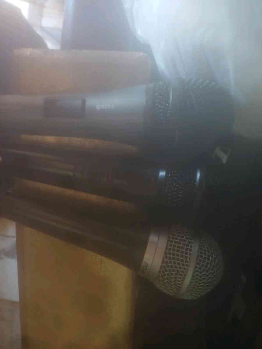 microphones - Abilene, Texas - FleaMarketBay