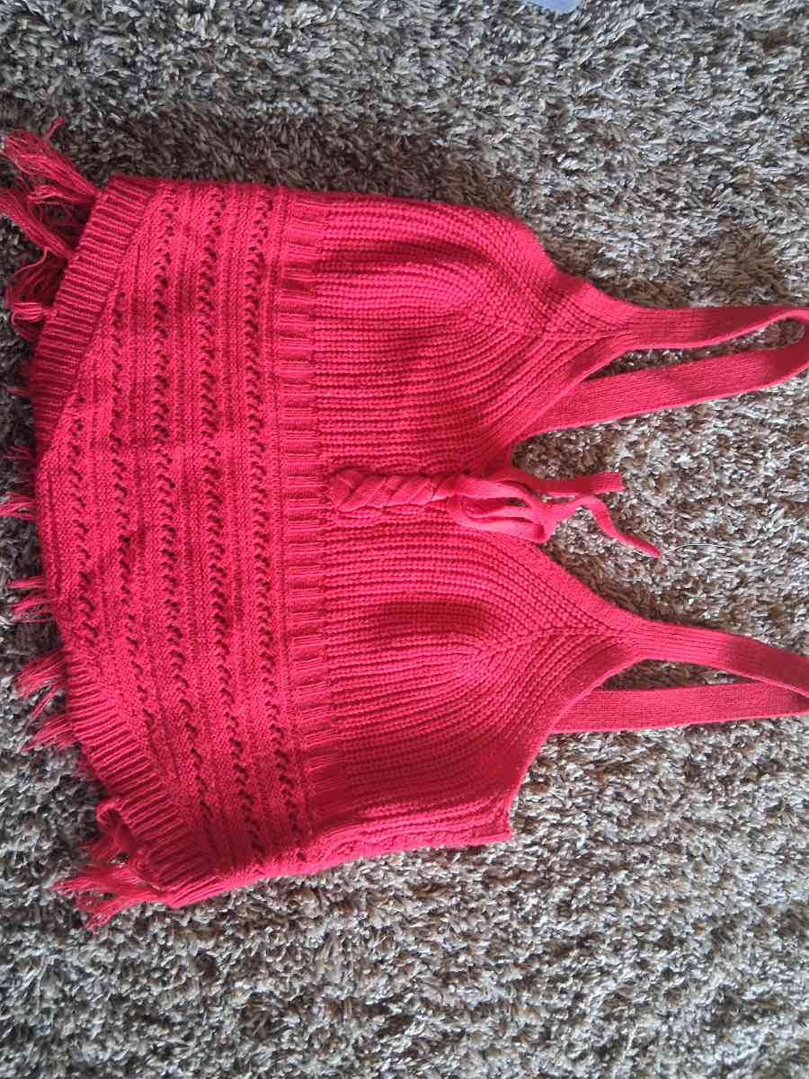 tank top - Comstock, Michigan