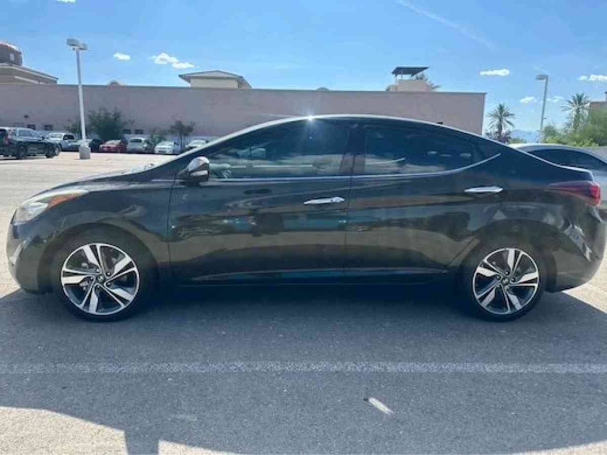 2014  HyundaiElantra Limited - Las Vegas, Nevada - FleaMarketBay