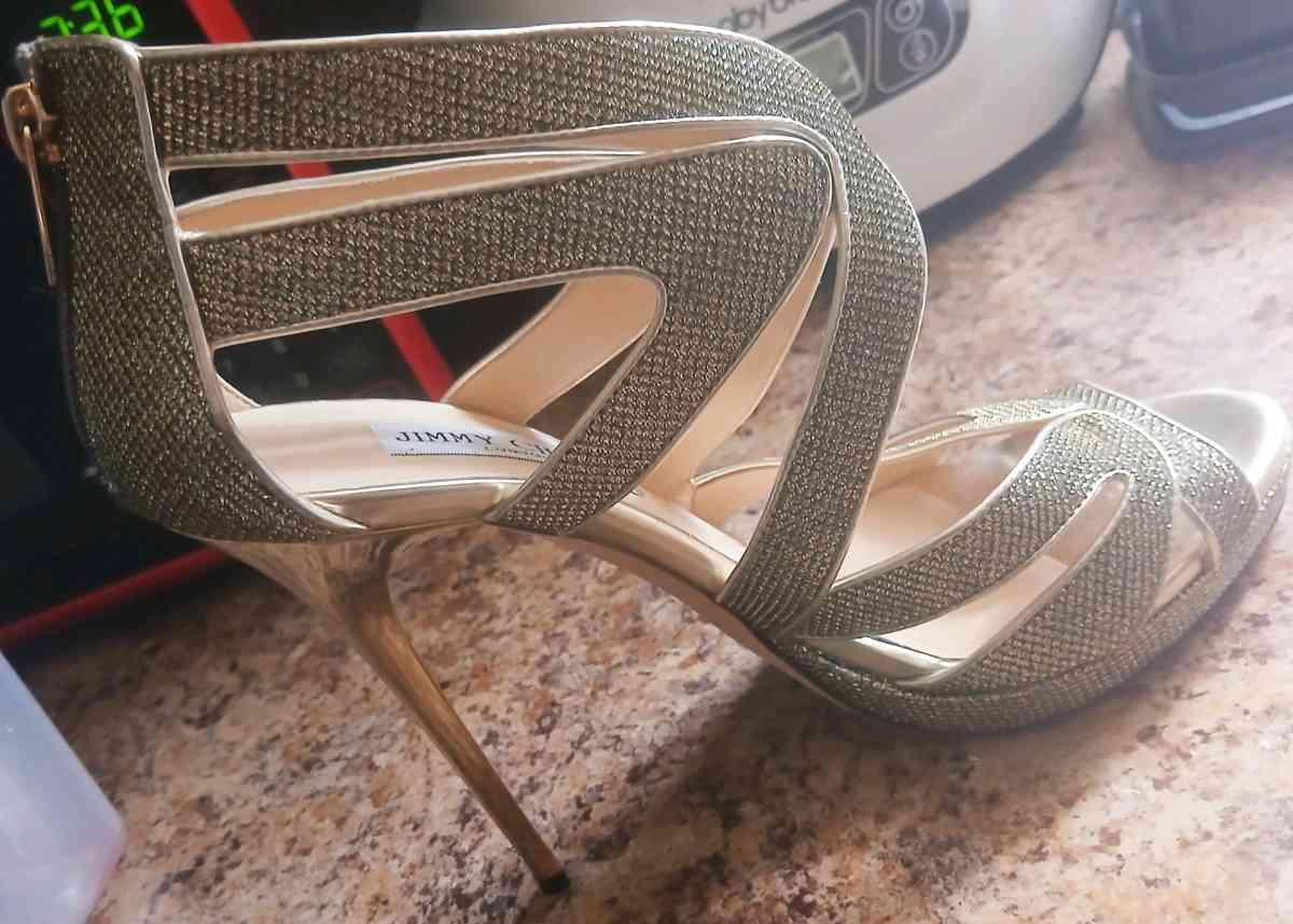 Jimmy choo gold glitter heels - Myrtle Beach, South Carolina