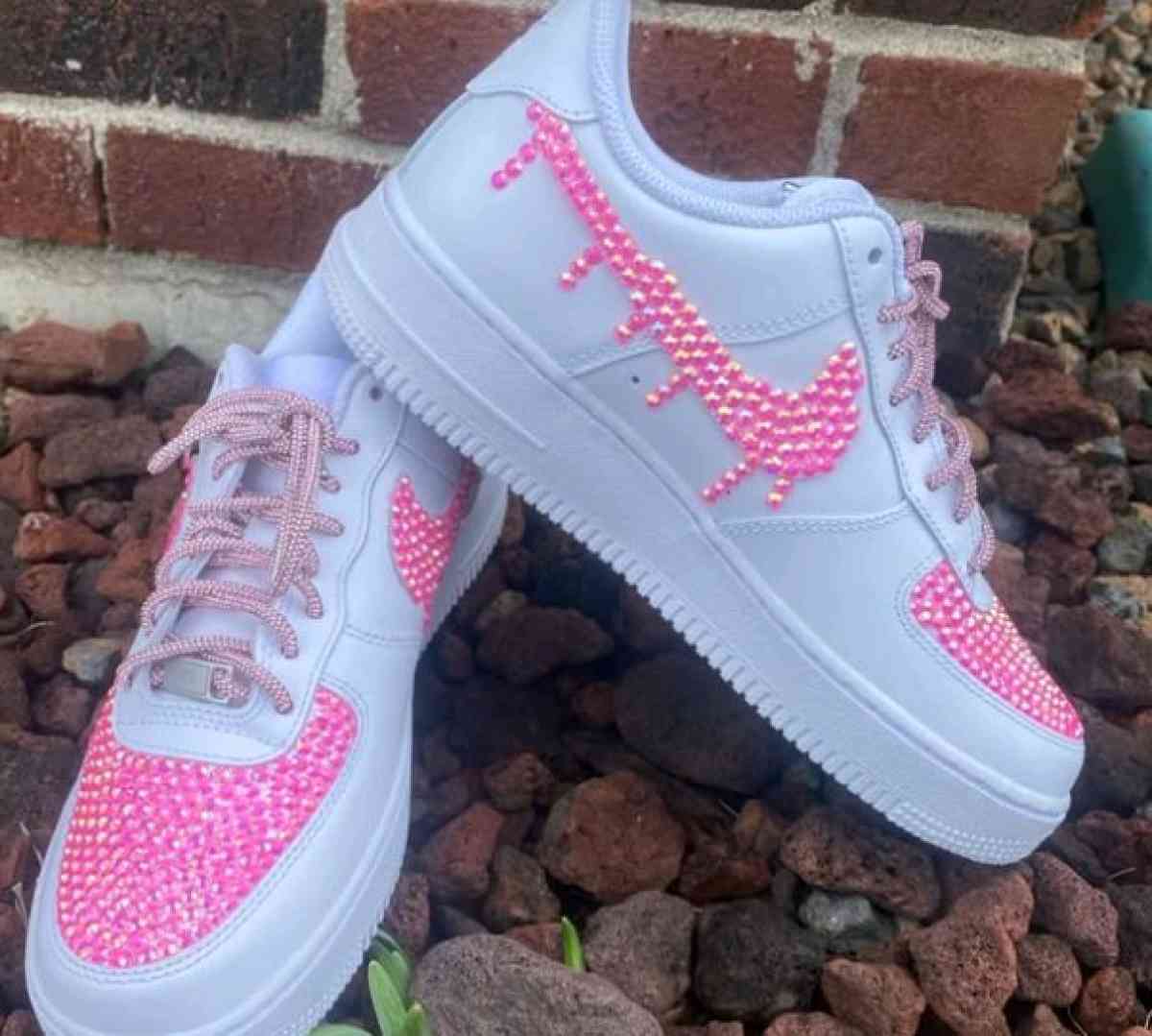 hand embellished rhinestoned shoes and accessories - Richland, Washington - FleaMarketBay