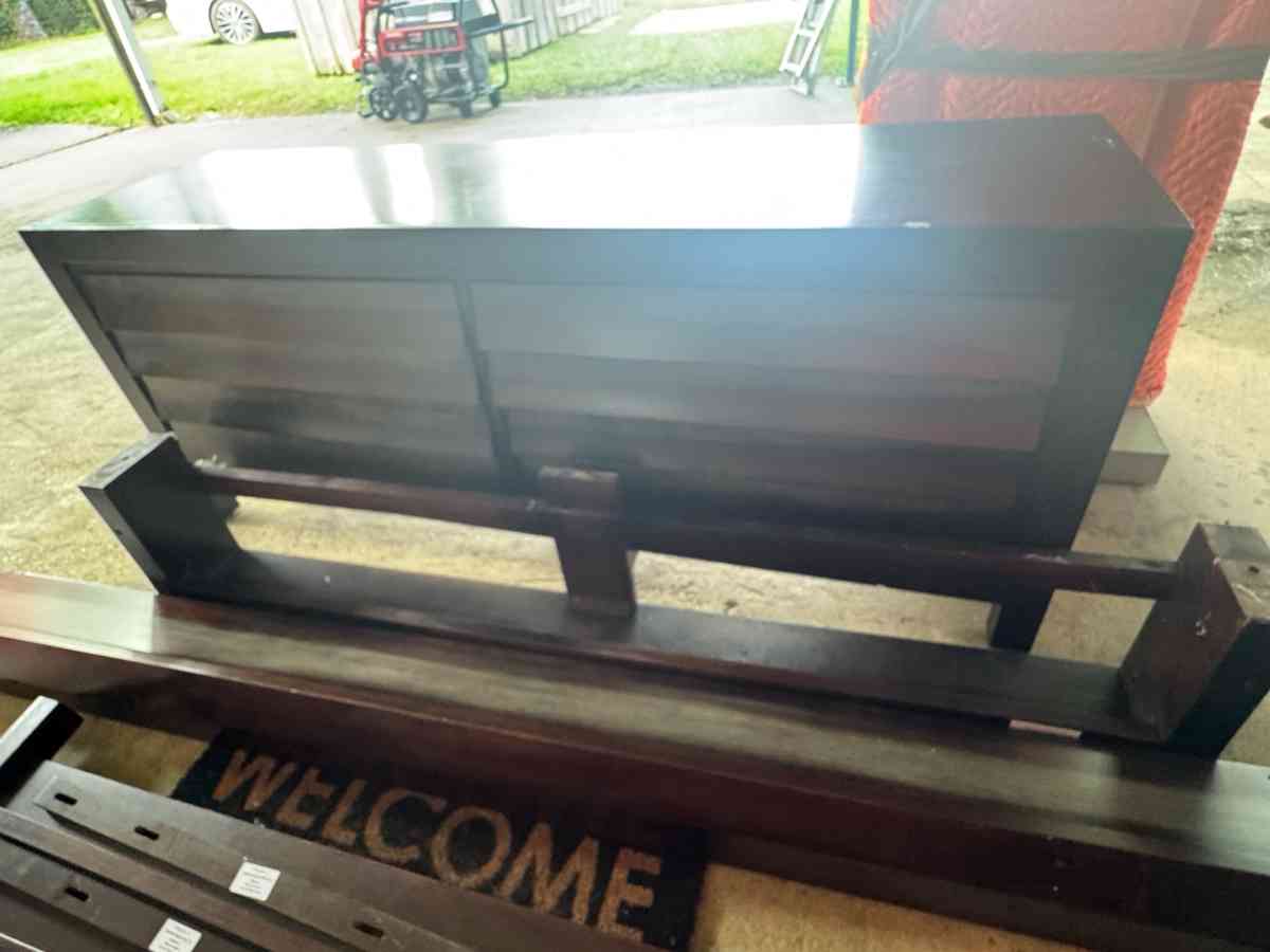 Queen Headboard Dresser and 2 Nightstands - Youngsville, Louisiana - FleaMarketBay