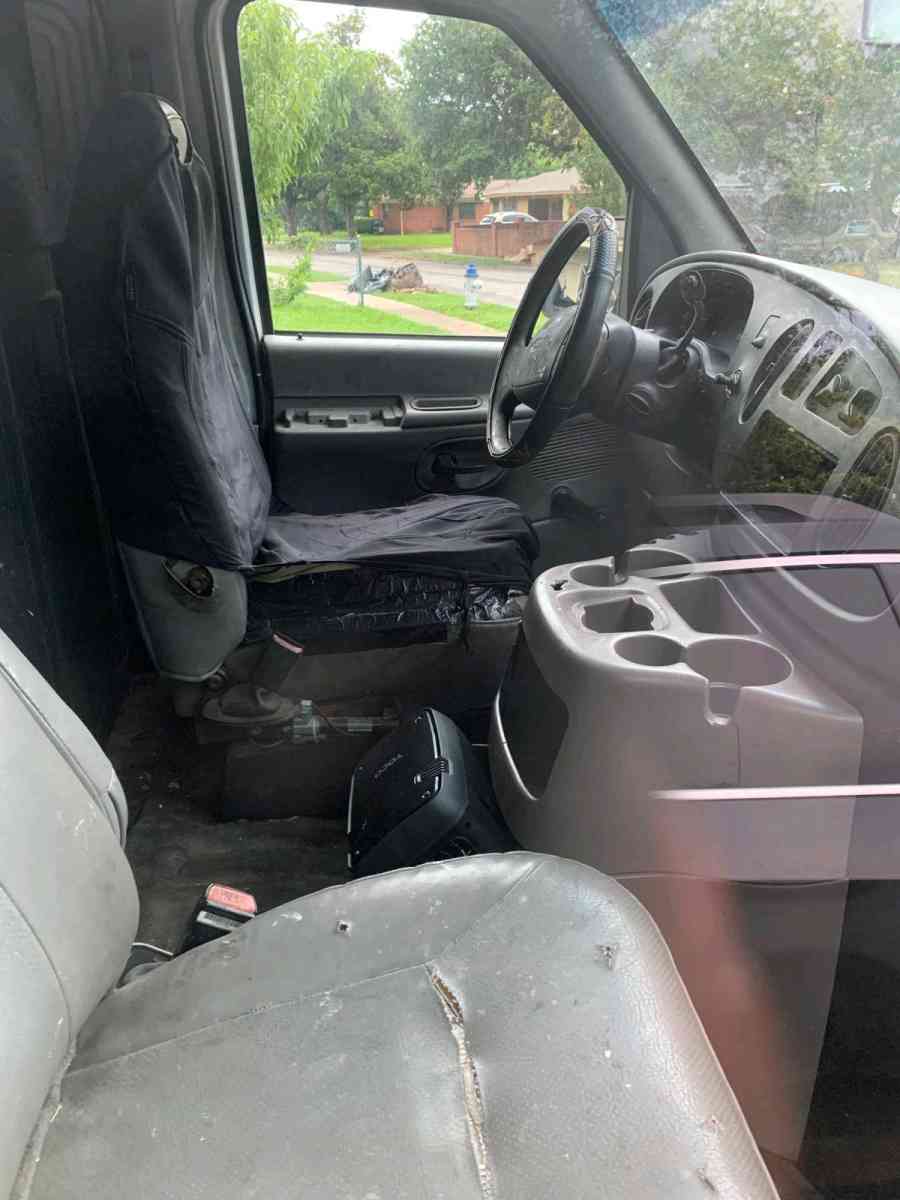 Van Working - Dallas, Texas - FleaMarketBay