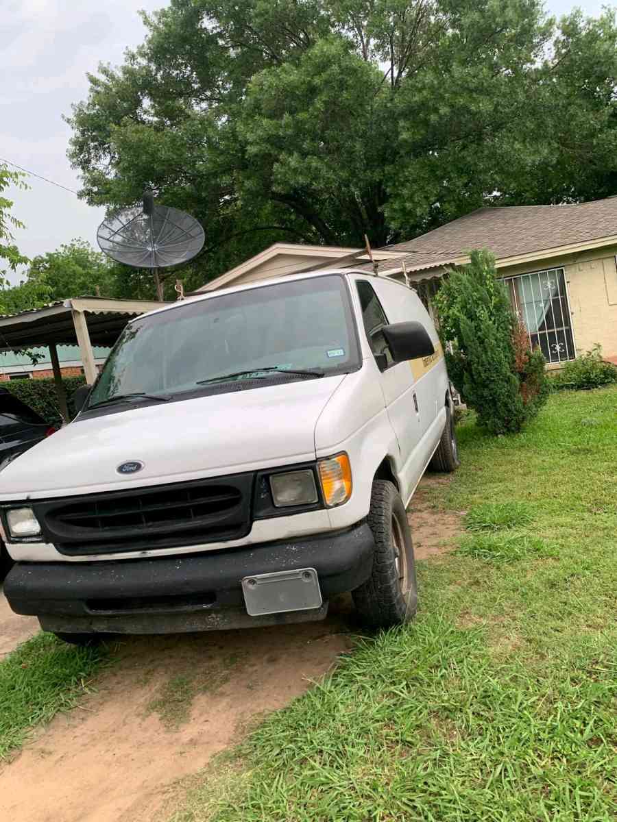 Van Working - Dallas, Texas