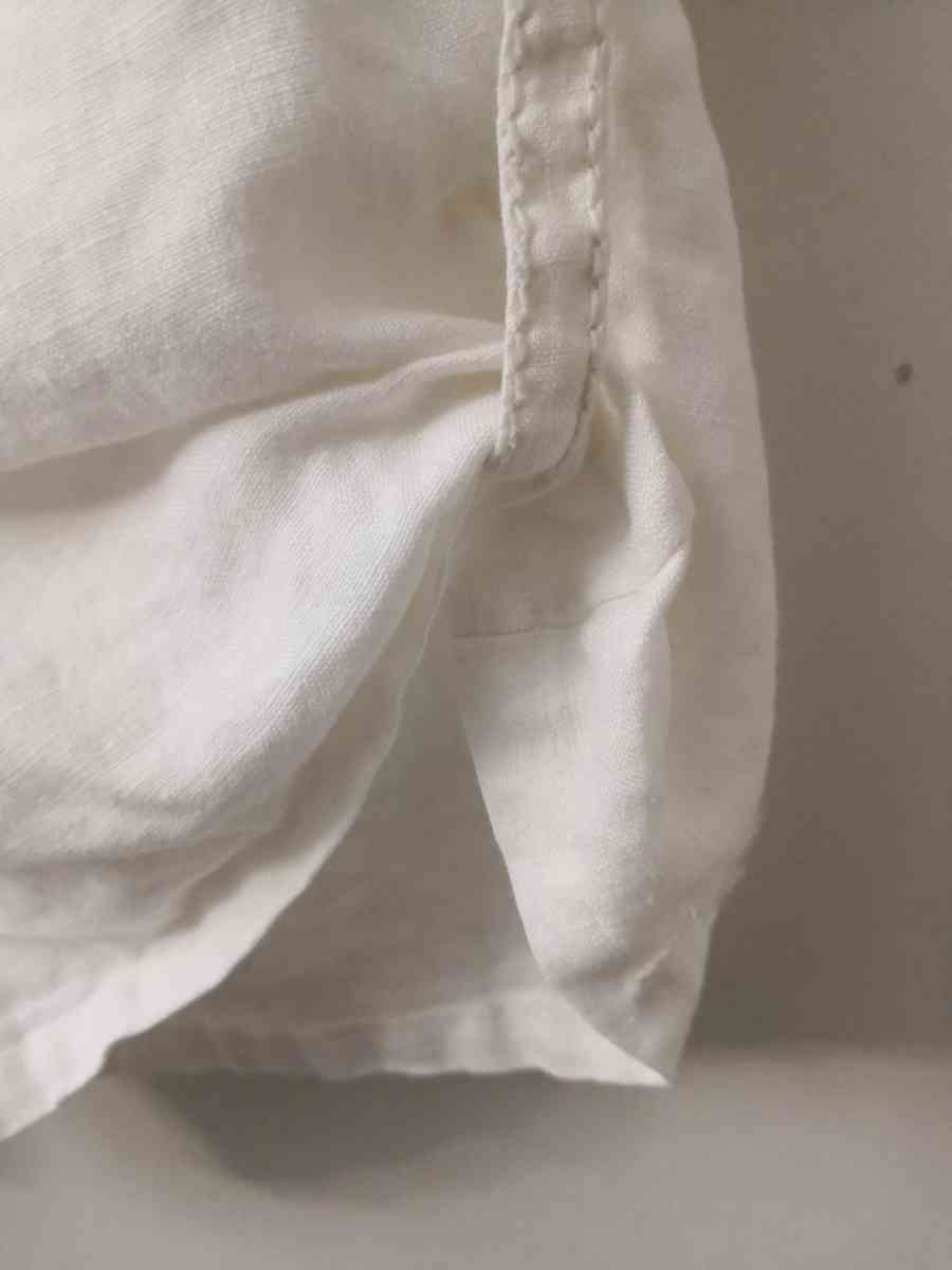 Max Studio White Linen Shorts Size 4 - Atlanta, Georgia - FleaMarketBay