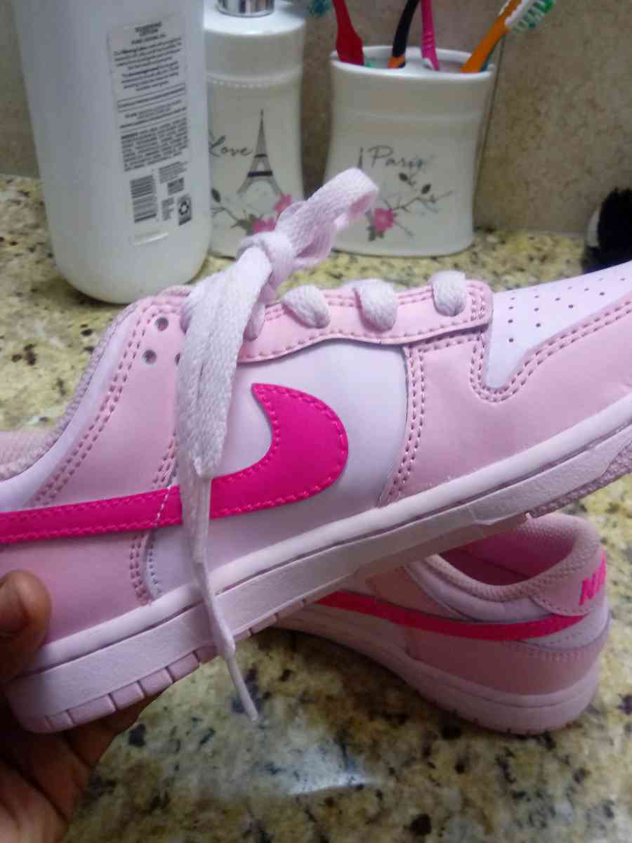 Nike Dunk Low Triple Pink Swoosh Sneakers PreSchool Size 13C - Orlando, Florida - FleaMarketBay