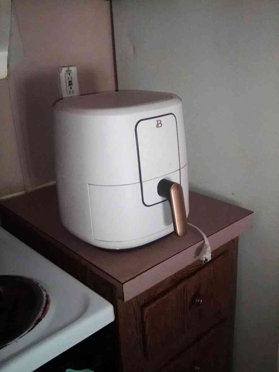 air fryer - Forest City, North Carolina - FleaMarketBay