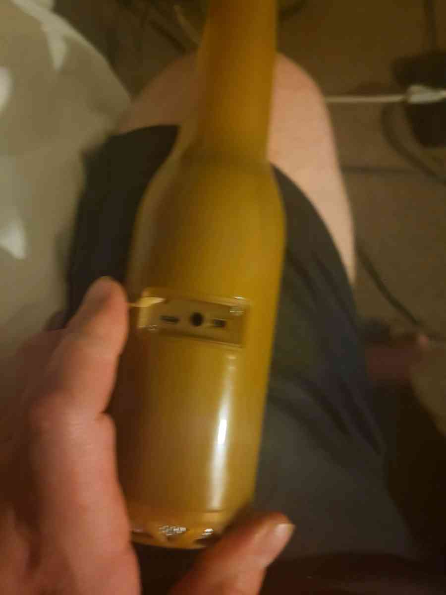 corona beer bottle wireless Bluetooth speaker - Douglasville, Georgia - FleaMarketBay