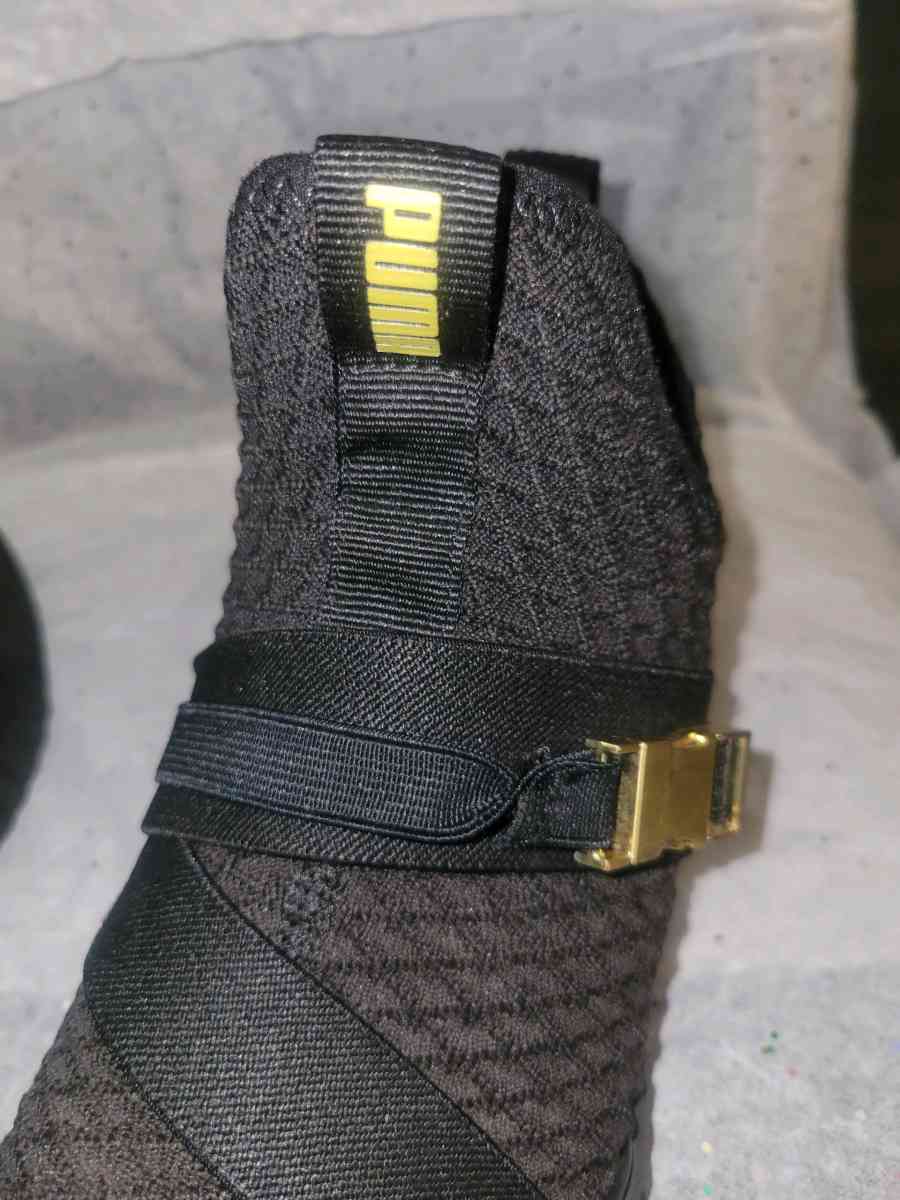 Puma Sneaker boots - Allamuchy, New Jersey - FleaMarketBay