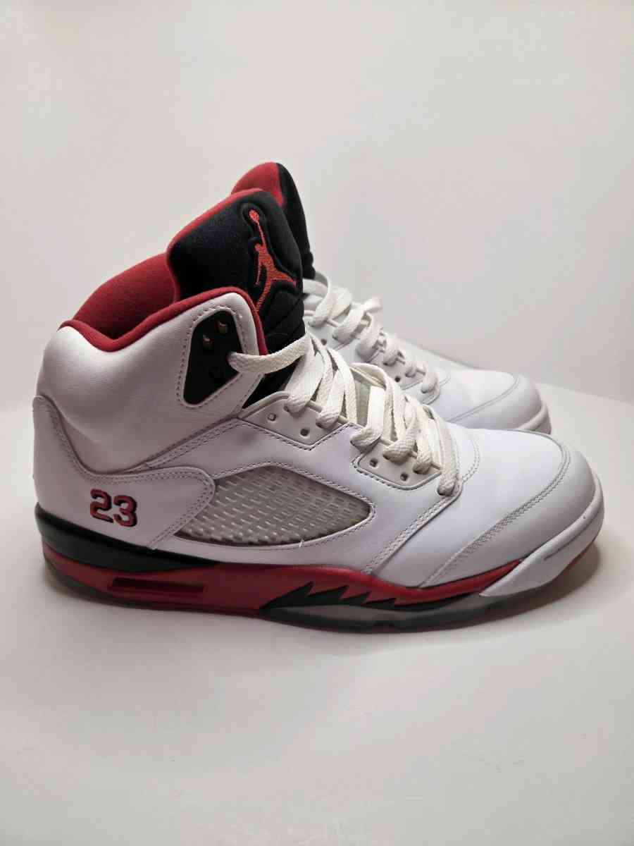 Nike Air Jordan 5 Retro Fire Red 2013 Size 105 - Norcross, Georgia - FleaMarketBay