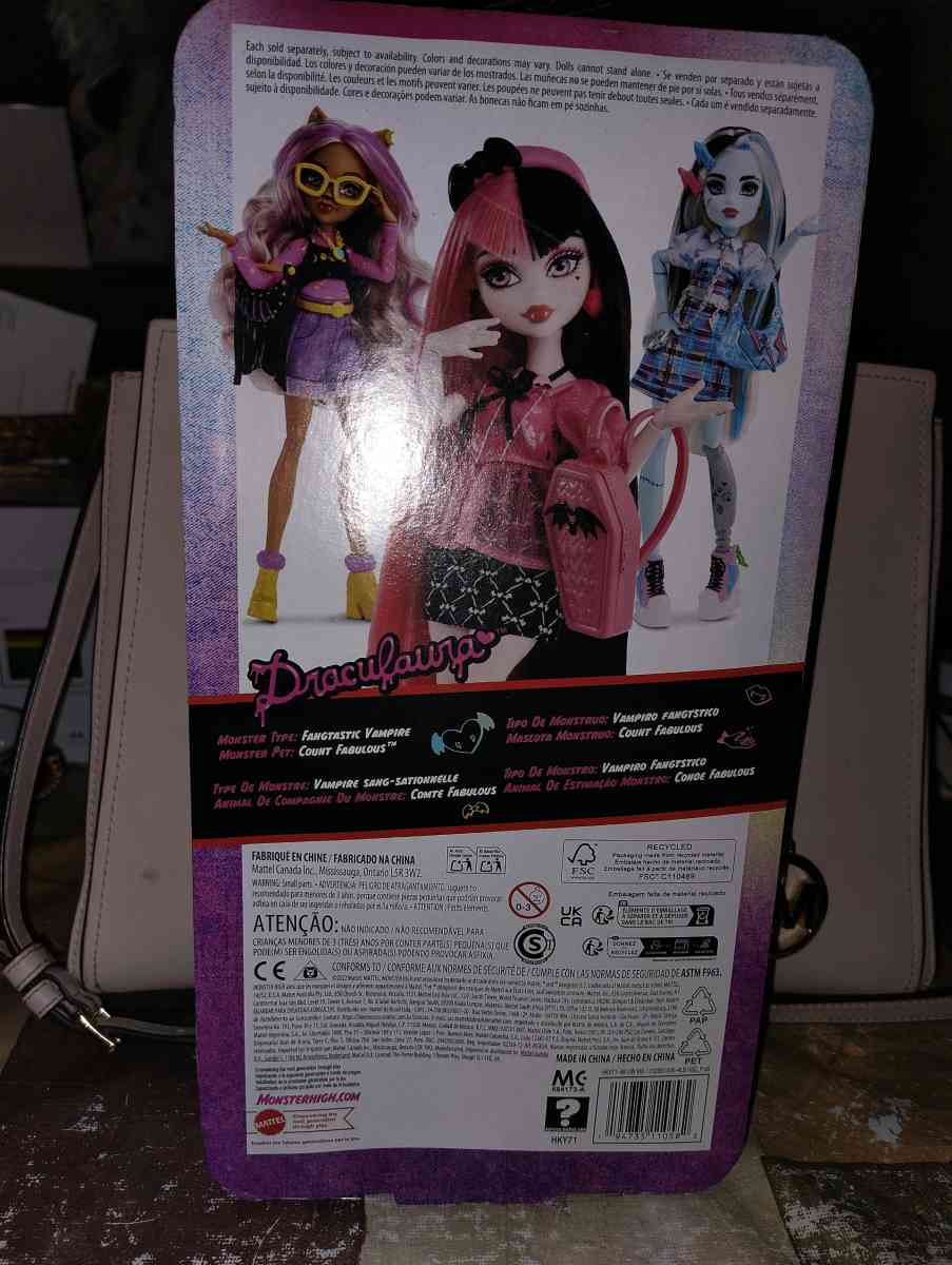 Monster High Day Out Draculaura doll - Scottsburg, Indiana - FleaMarketBay