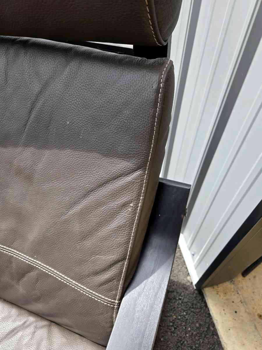 Ikea Poang Chair - Wilsonville, Oregon - FleaMarketBay