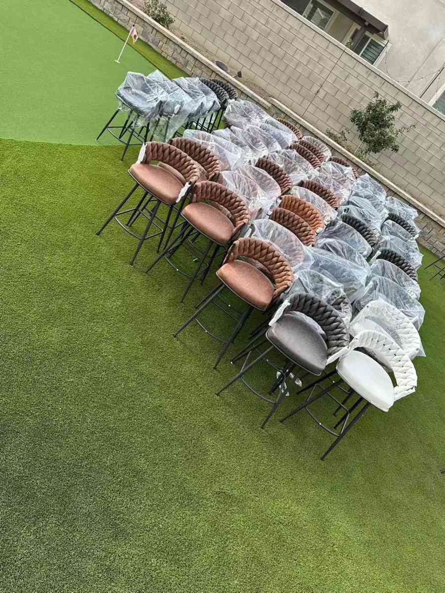 bar chair - El Monte, California