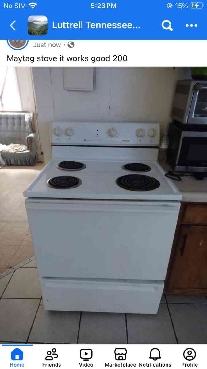 Stove - Adams, Tennessee - FleaMarketBay