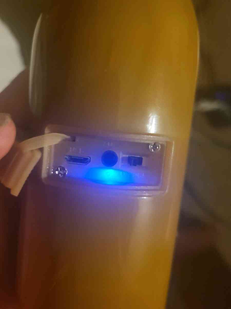 corona beer bottle wireless Bluetooth speaker - Douglasville, Georgia