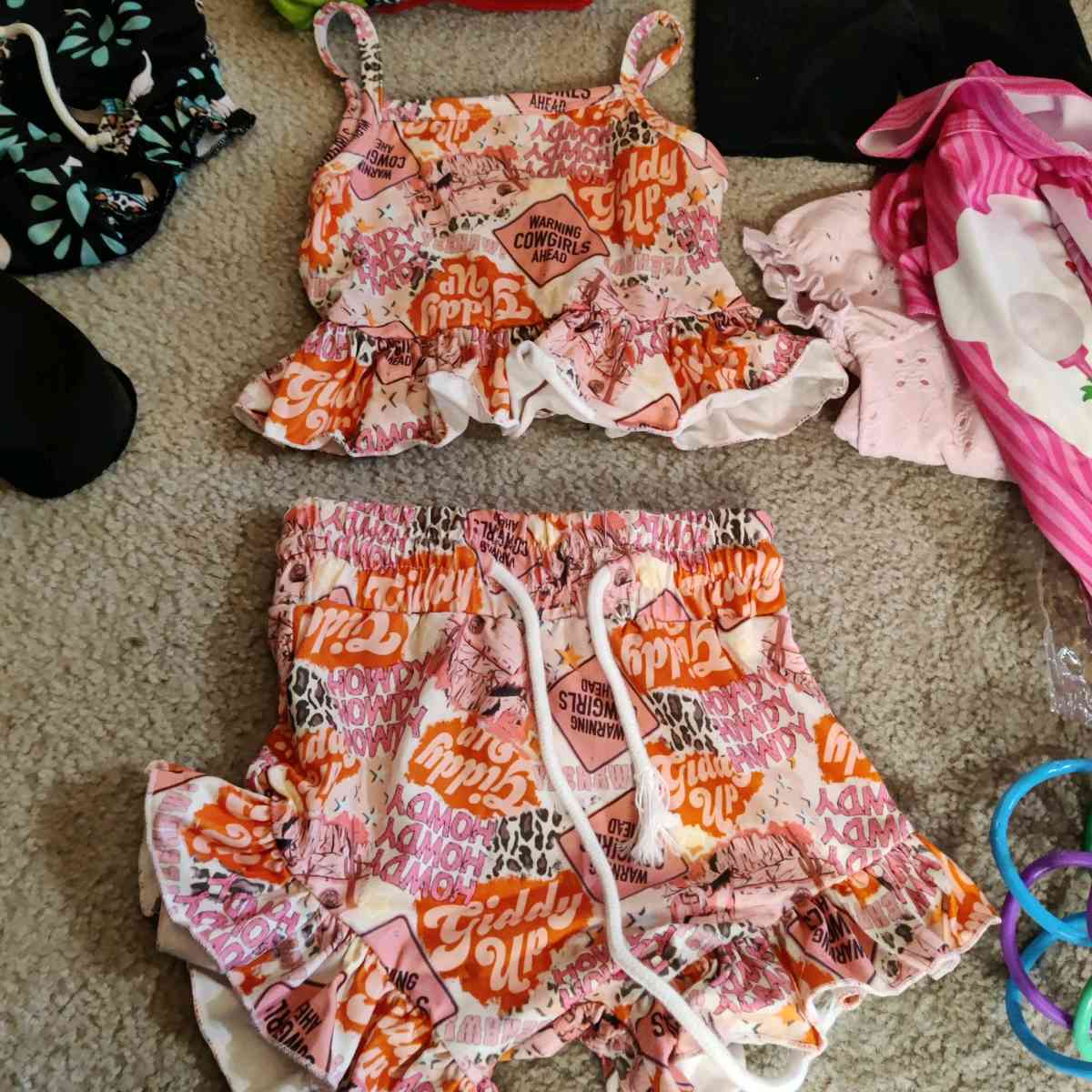 boy and Girls - North Highlands, California - FleaMarketBay