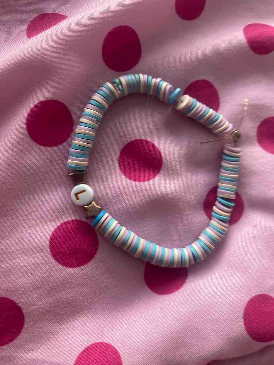 handmade L for love or a name braclet - Fort Worth, Texas