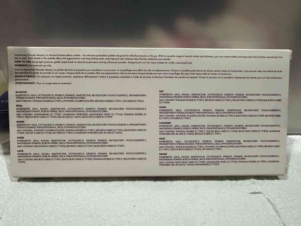 Wander Beauty In Neutral Eyeshadow Palette - Round Lake, Illinois - FleaMarketBay