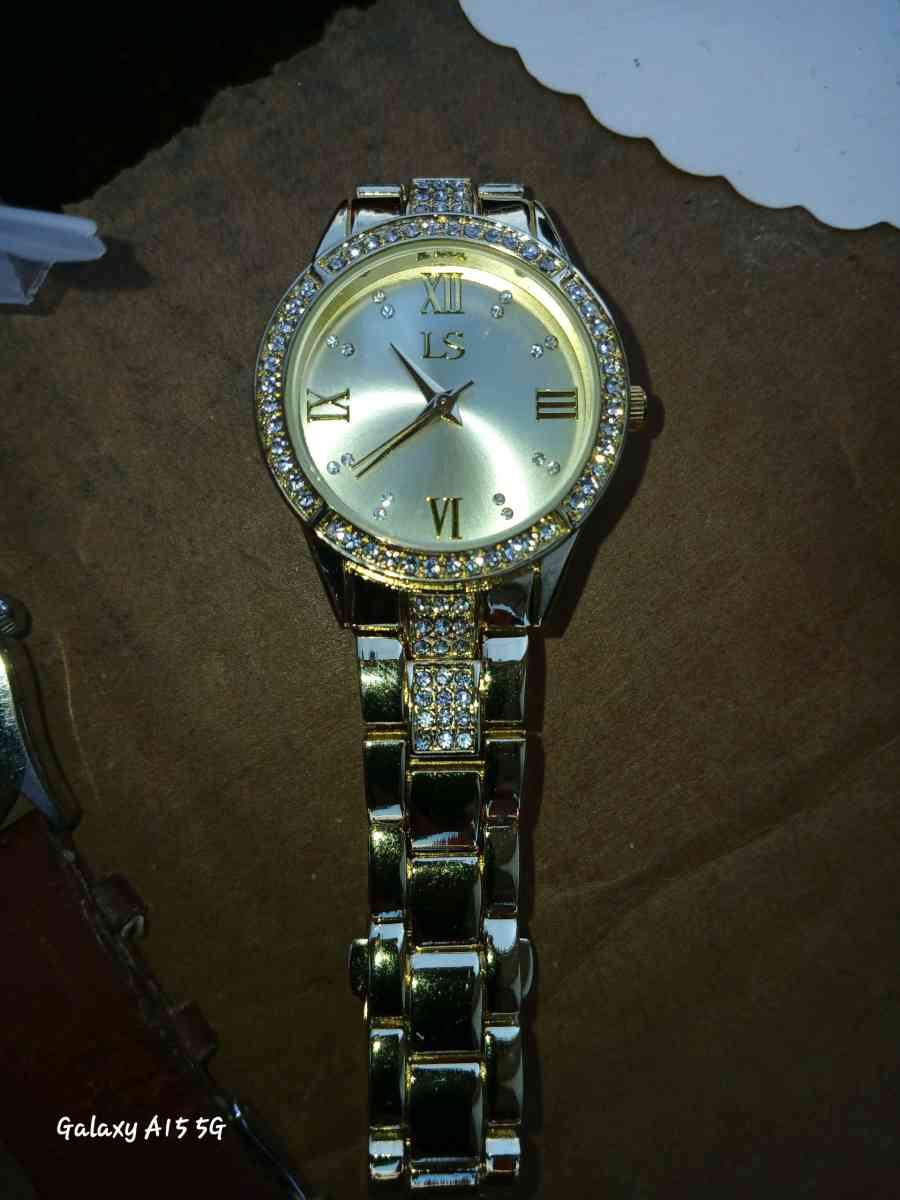 womans wrist watche - Jonesville, Virginia