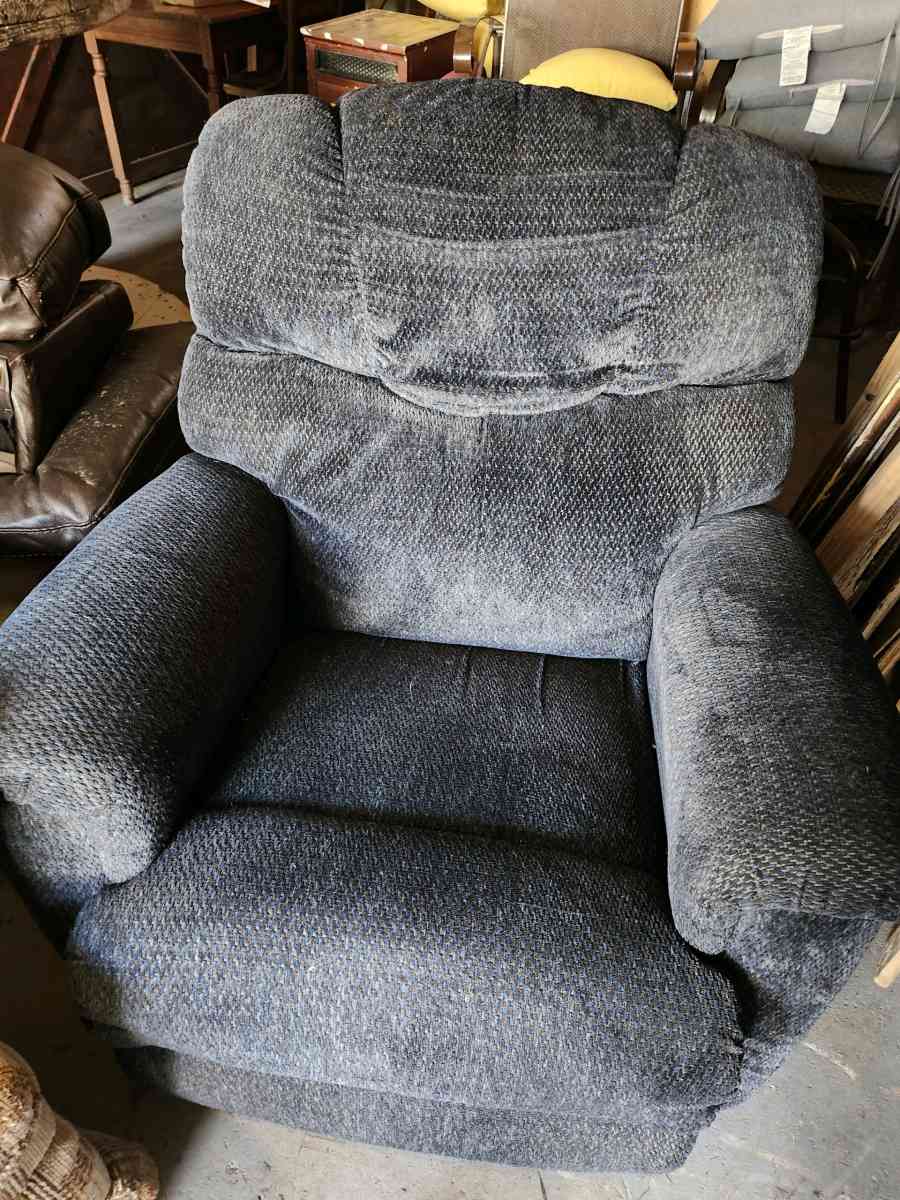 recliner - Alicia, Arkansas