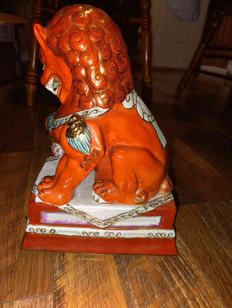 ancient Chinese red glaze porcelain Fengshui Foo Fu Dog - Scottsburg, Indiana - FleaMarketBay