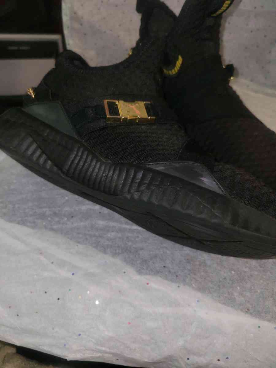 Puma Sneaker boots - Allamuchy, New Jersey - FleaMarketBay