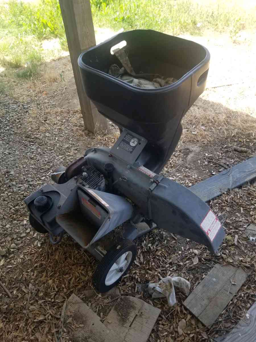 Grinder for mulch - Perris, California - FleaMarketBay