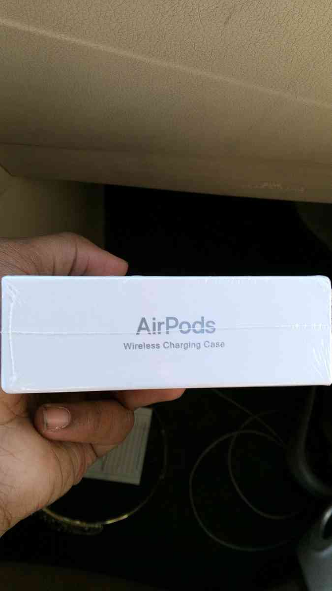 apple Airpods generation 2 - Las Vegas, Nevada - FleaMarketBay