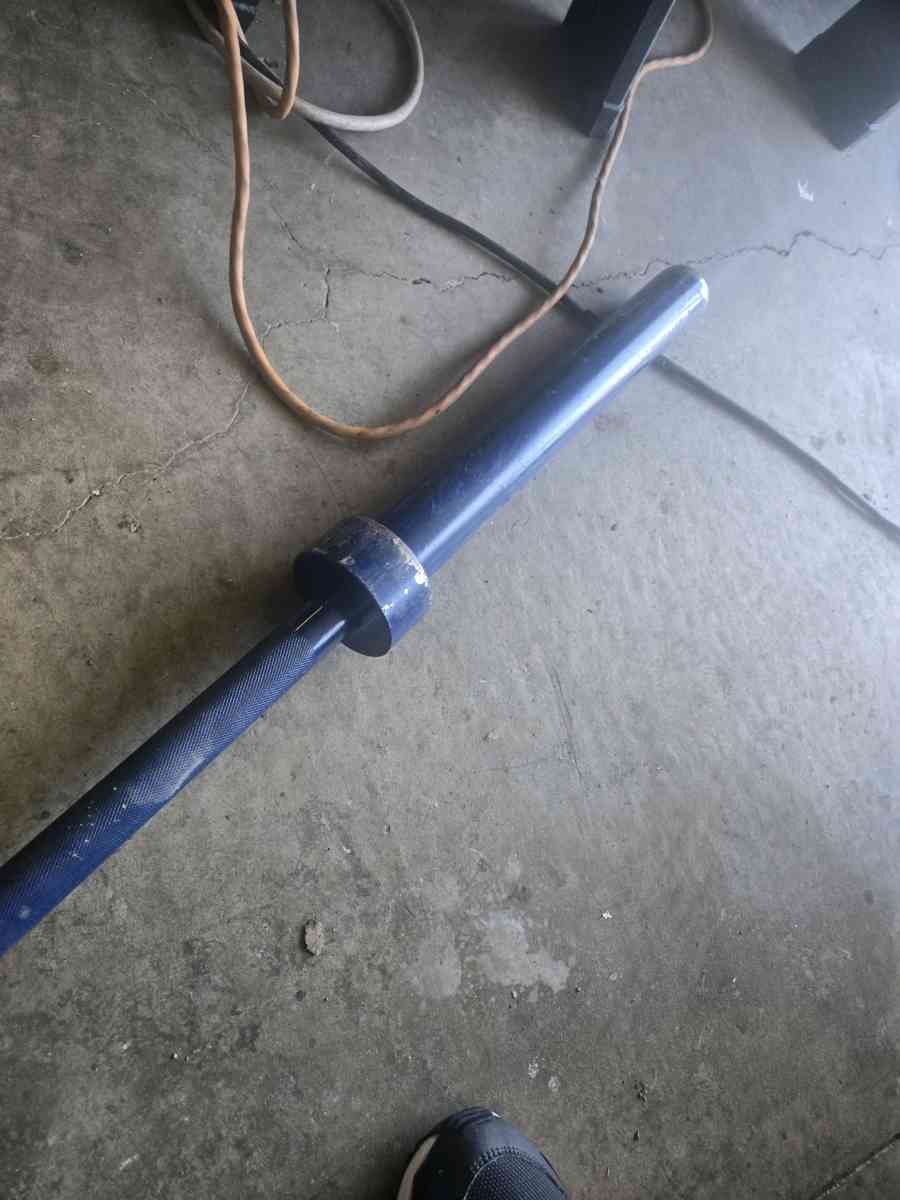 45 pound Olympic weight bar bar - Chino Hills, California - FleaMarketBay
