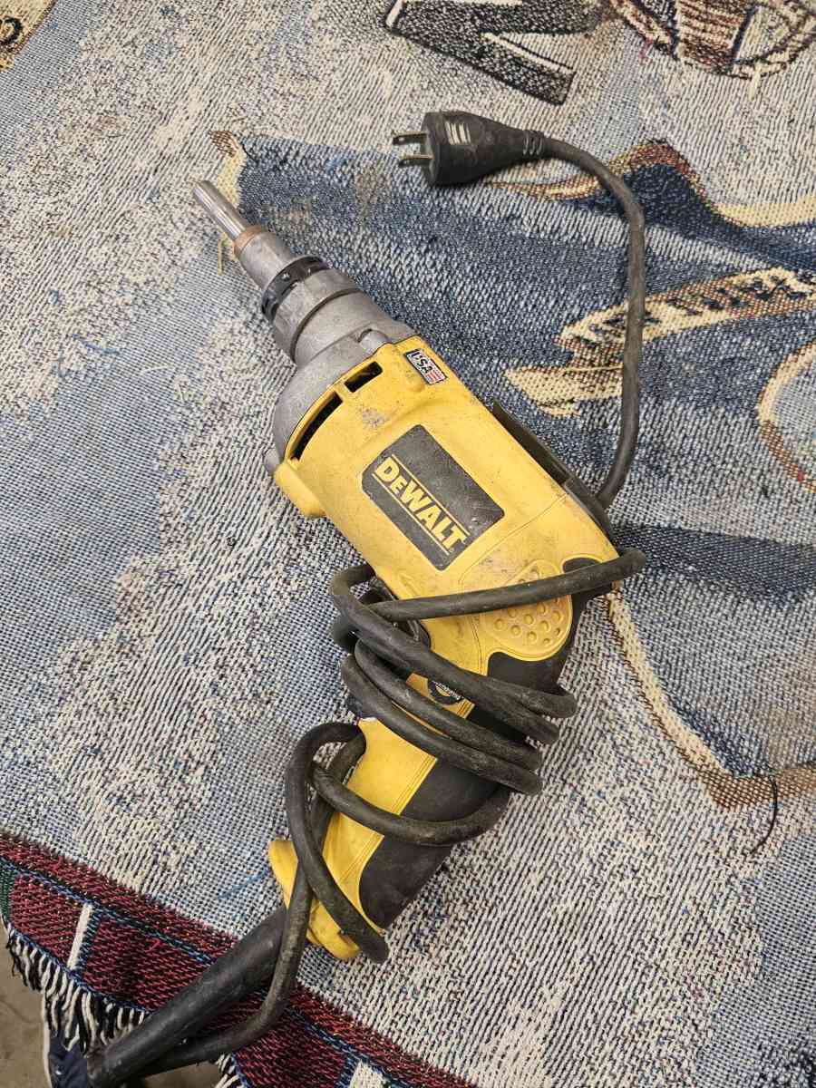 DeWalt DW255 Drywall Screw gun - Phoenix, Arizona - FleaMarketBay