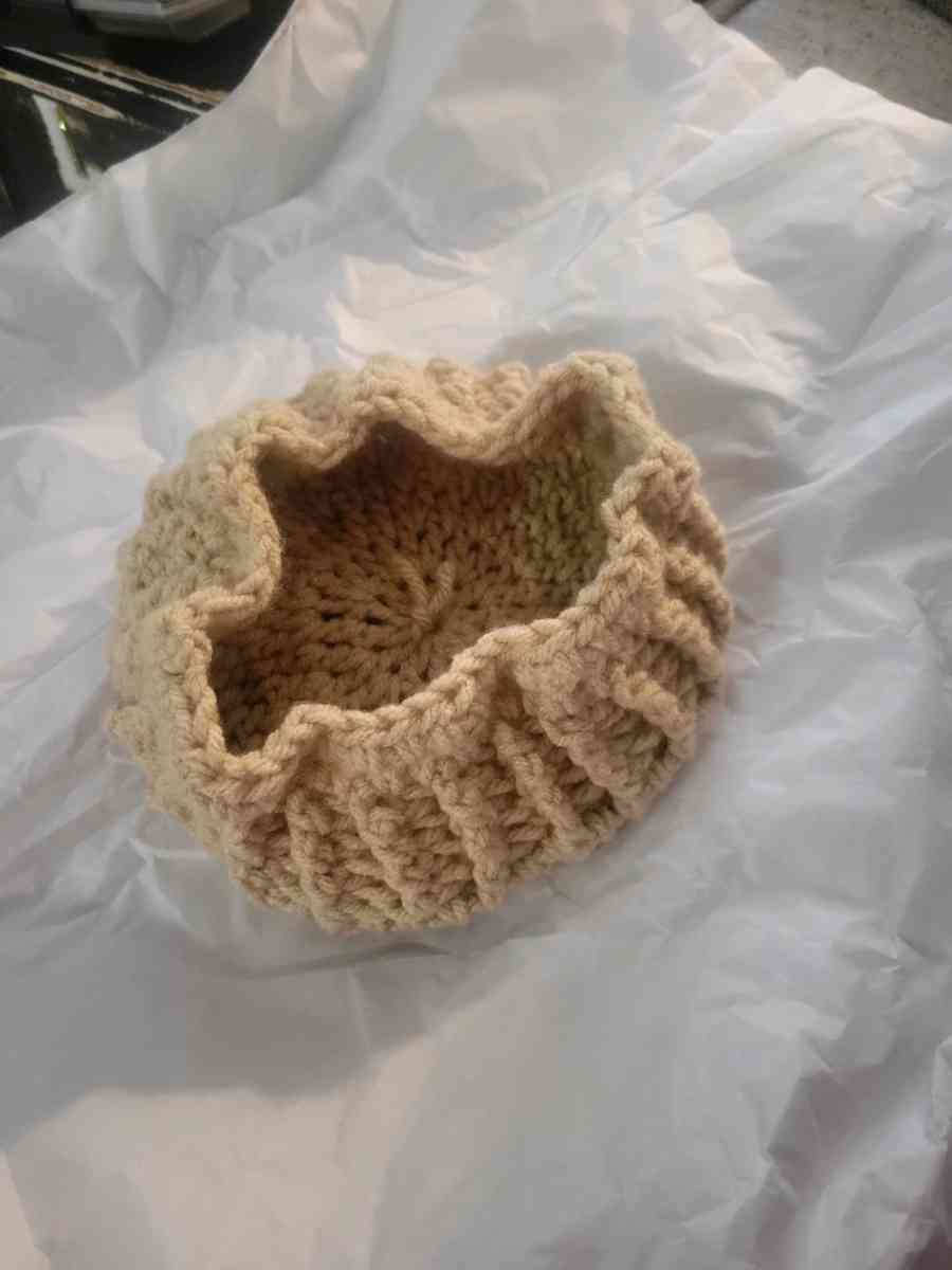 Toddler to kid Baret hat beige - Allamuchy, New Jersey - FleaMarketBay