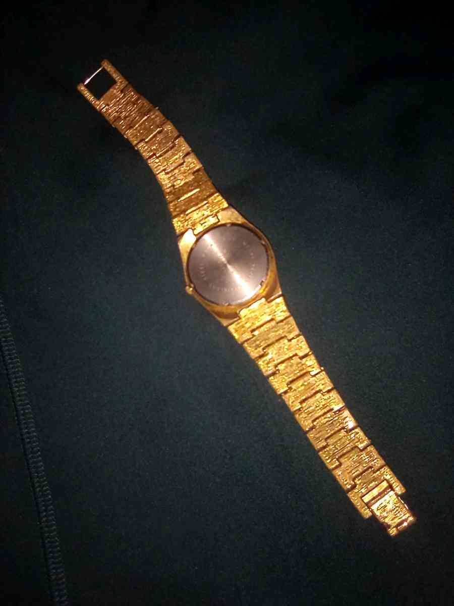 Waltham ladies gold nugget watch - Sacramento, California - FleaMarketBay