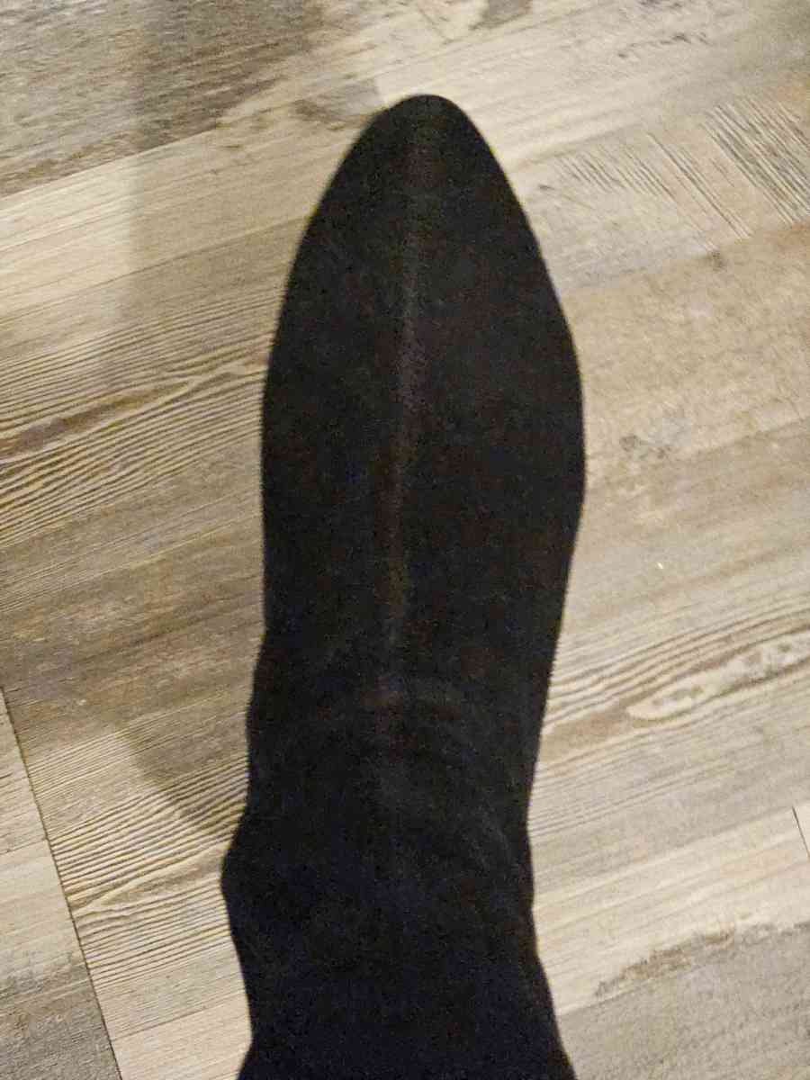 black thigh high leather boots - Aurora, Colorado - FleaMarketBay