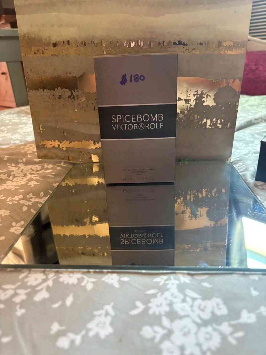 VENDO FRAGANCIAS 70 DOLARES LA QUE GUSTE - Compton, California - FleaMarketBay