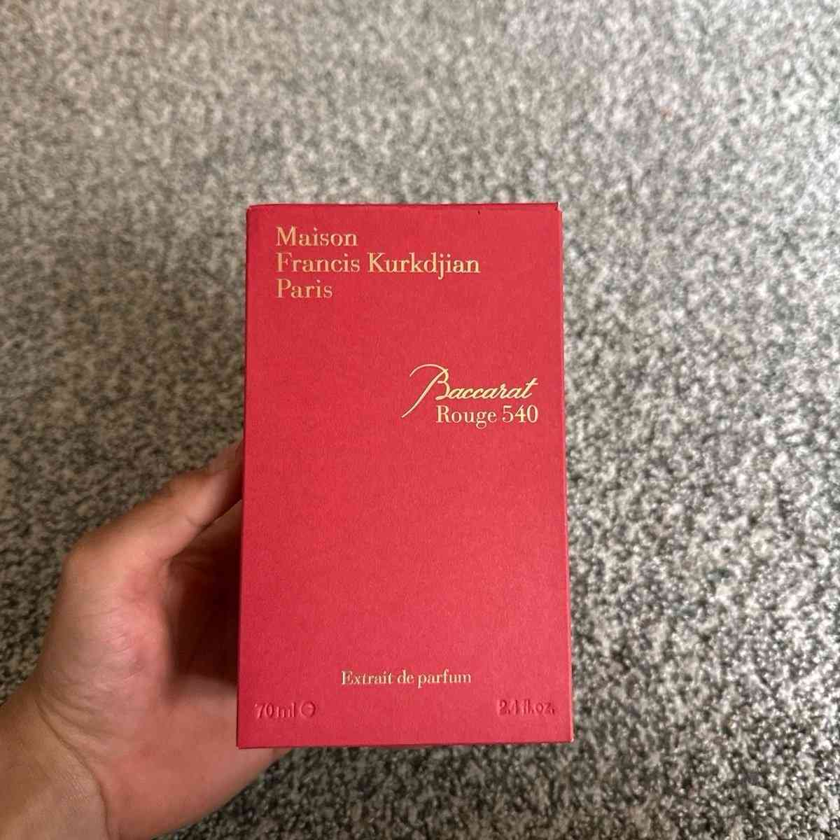 Desighner cologne - Burton, Ohio