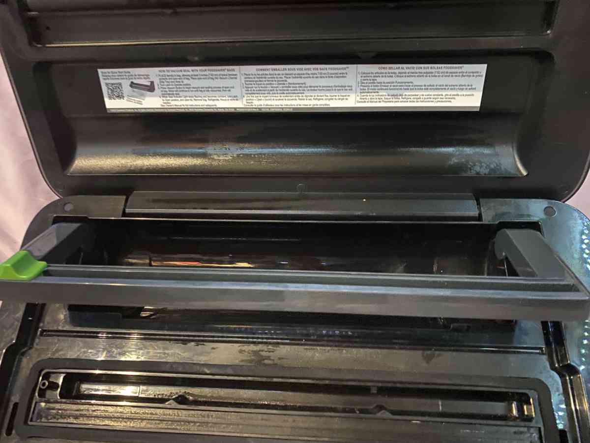 FoodSaver Vacuum Sealer - Houston, Texas - FleaMarketBay