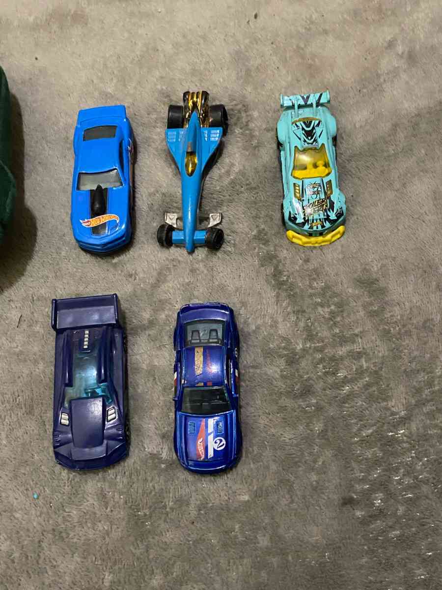 hot wheels and avocado plushie - Houston, Texas