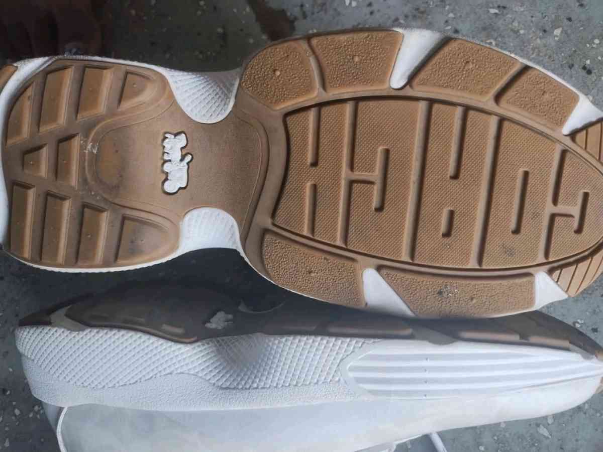 shoes - Port Richey, Florida - FleaMarketBay