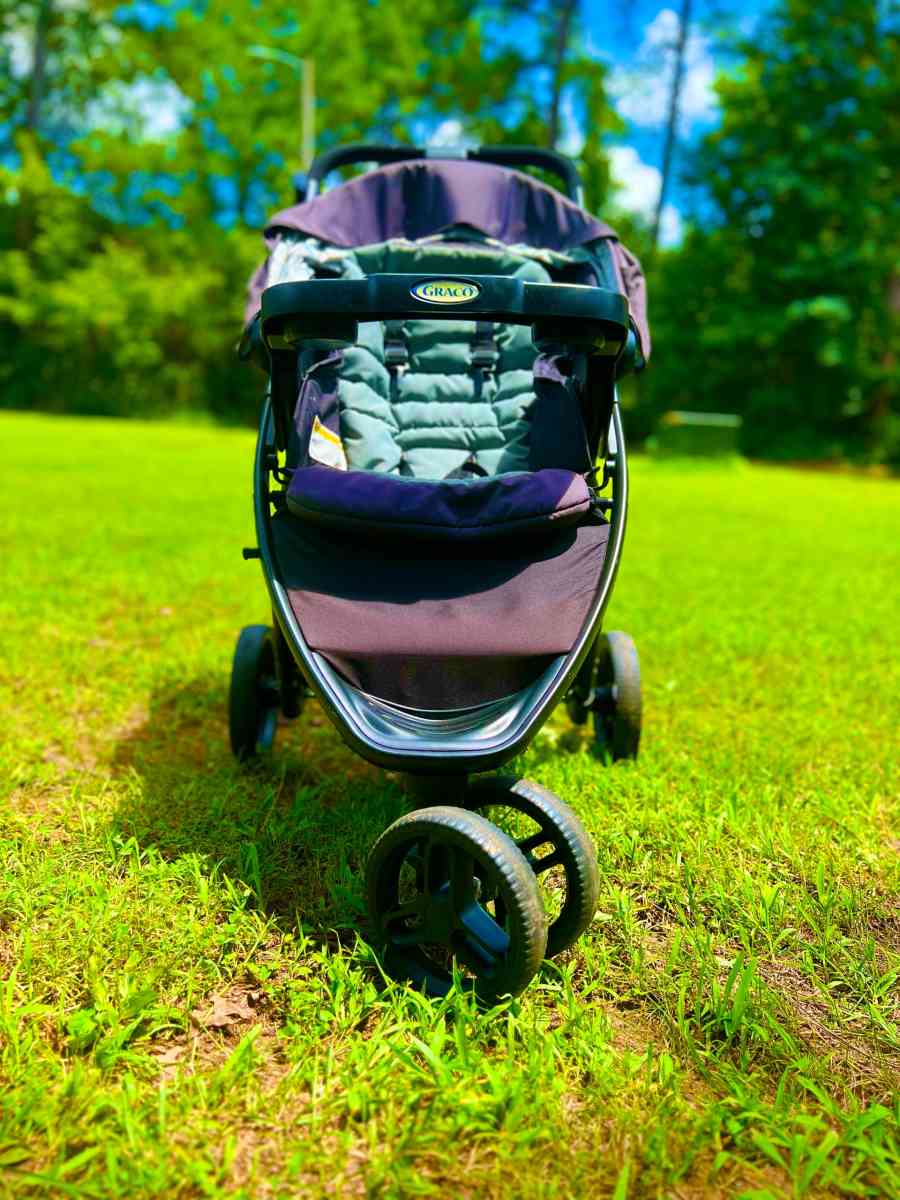 Graco Baby Stroller  Gently Used - Durham, North Carolina - FleaMarketBay