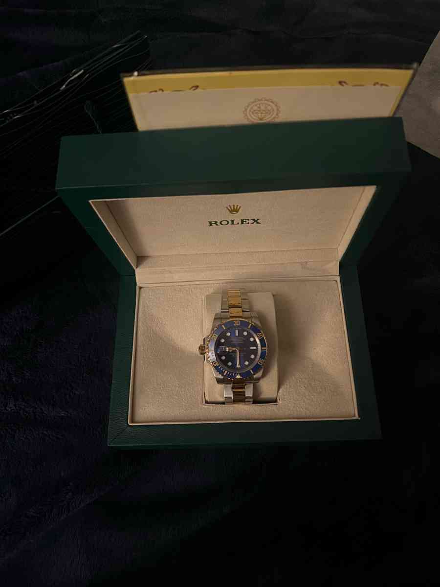 Luxury Mens Watch  Automatic Movement - Salem, Massachusetts - FleaMarketBay