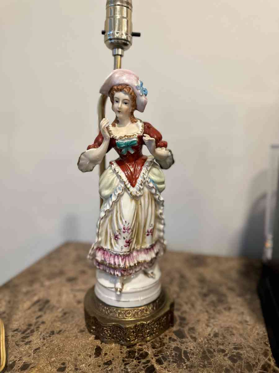 Vintage Porcelain Figurine Table Lamps Set French Man And Wo - Clarksville, Tennessee - FleaMarketBay
